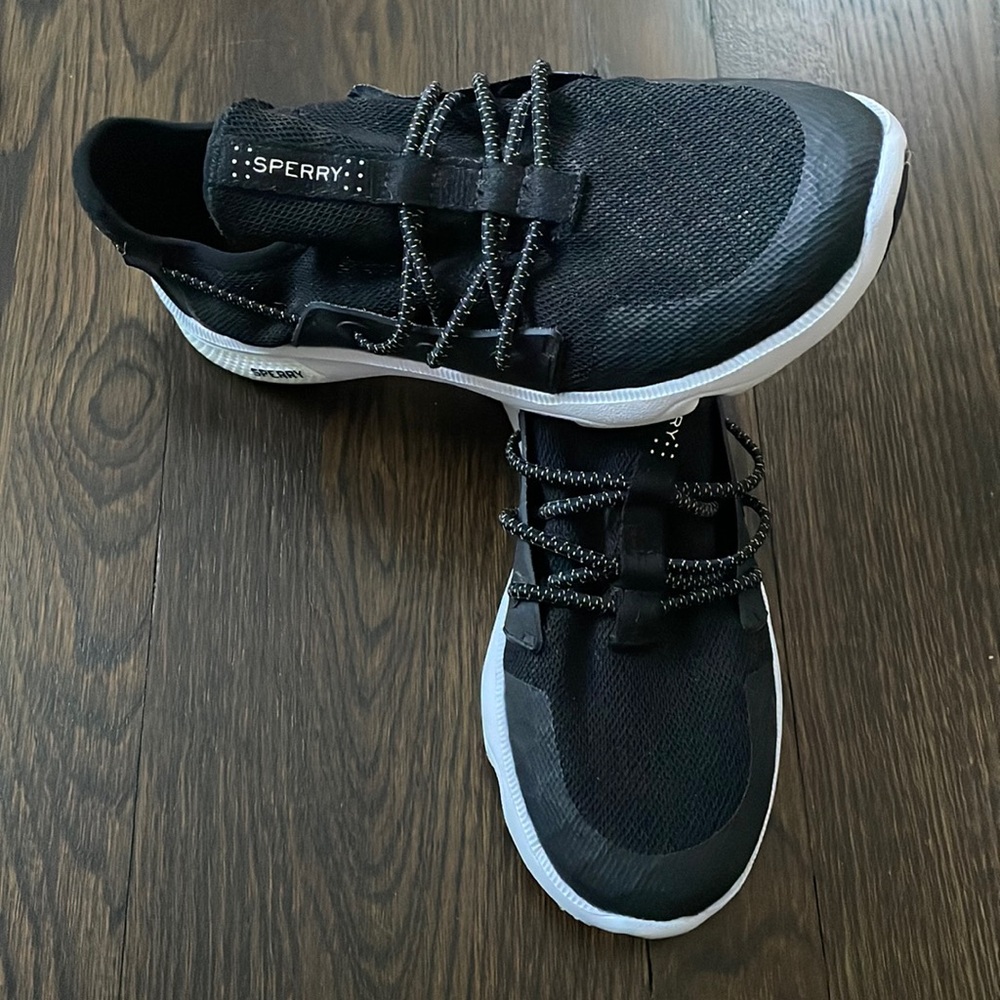 Sperry Sneakers